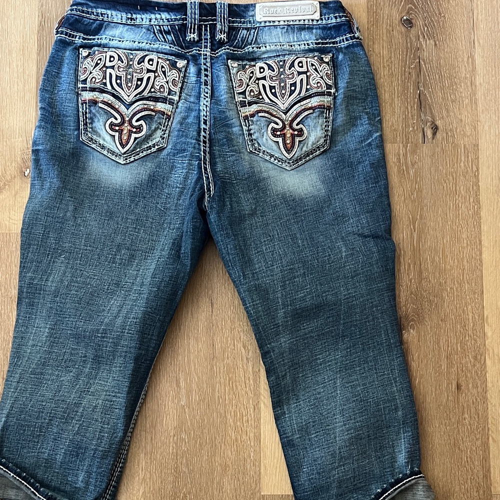 Rock Revival Women's Blue Cropped Jeans with Embroidery